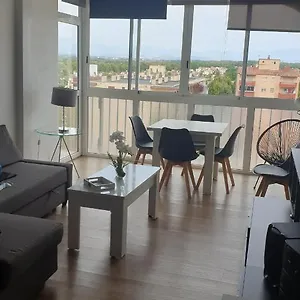 https://appartement-les-pieds-dans-l-eau.catalonia-hotels.com